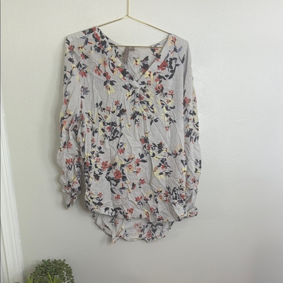 Floral V-Neck Blouse - Gray and Pink - Picture 1 of 4